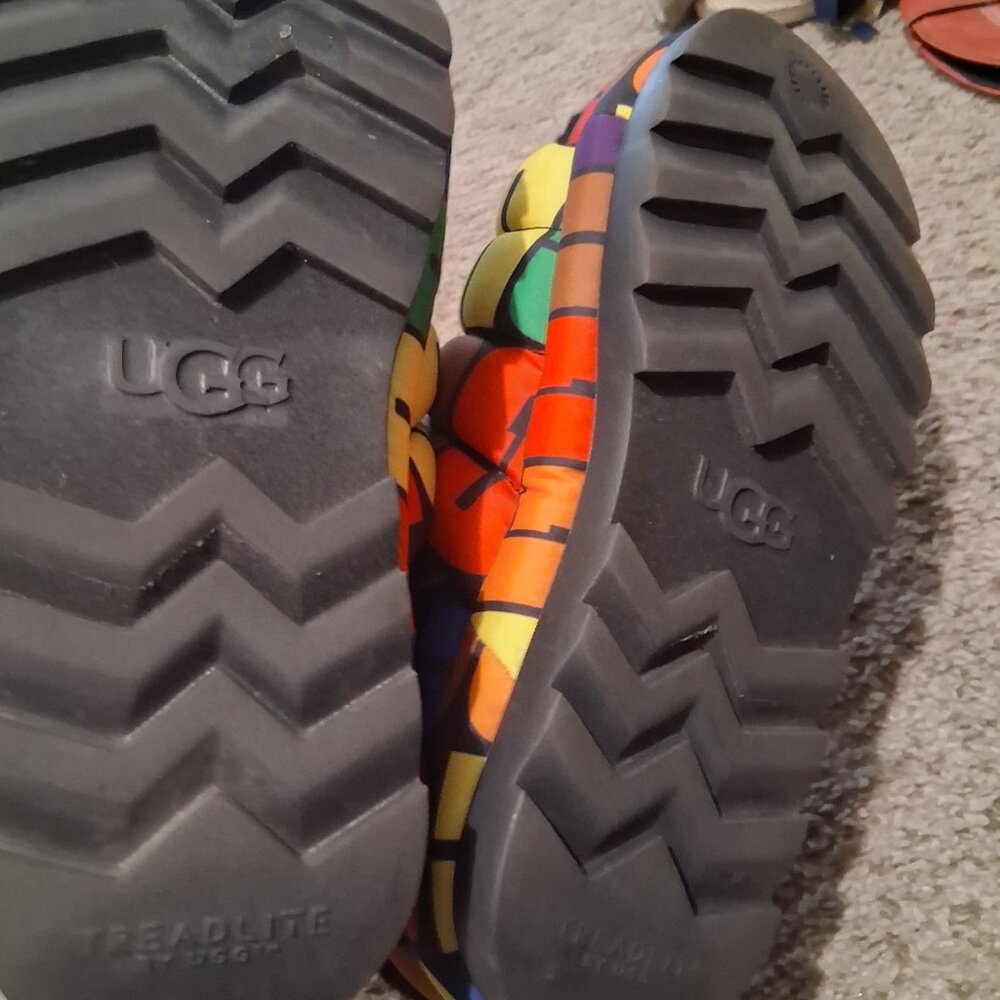 Ugg multi- colored - Picture 4 of 4